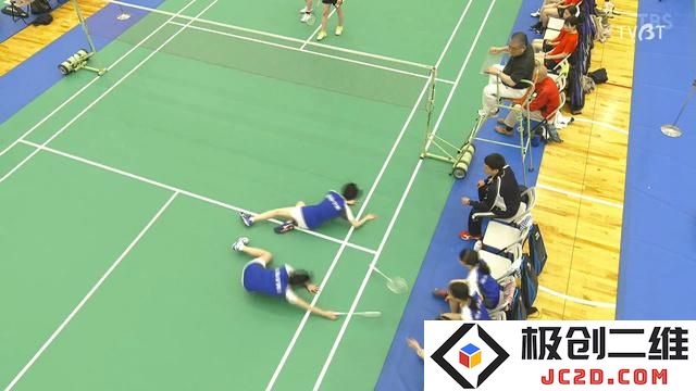 樱木老师帐篷遭遇纵火 校队王牌竟被队友暗算-《龙樱2》第二集