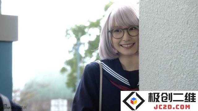 你最想被哪个女星制服诱惑？男大学生召唤新垣结衣：迷人魅力引发追捧！万千粉丝何去何从！