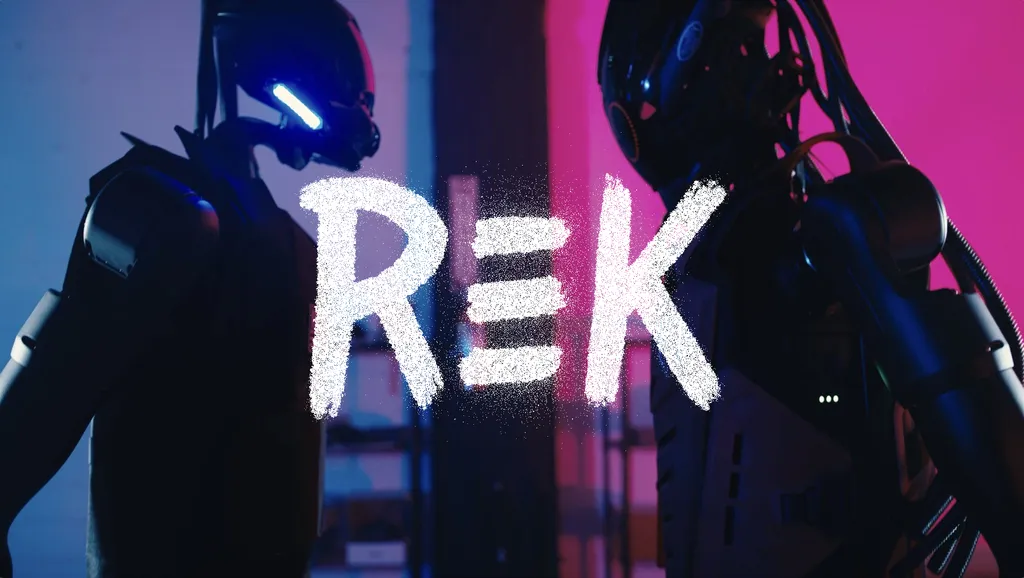 REK全新体验：通过VR眼镜身临其境参与激烈的机器人战斗赛事
