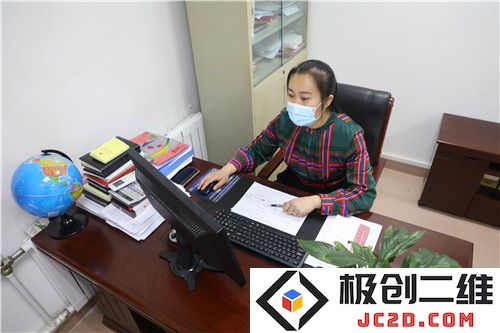 在防疫一线奋战的社区女强人王雅楠，她用无私奉献书写巾帼“铁人”精神