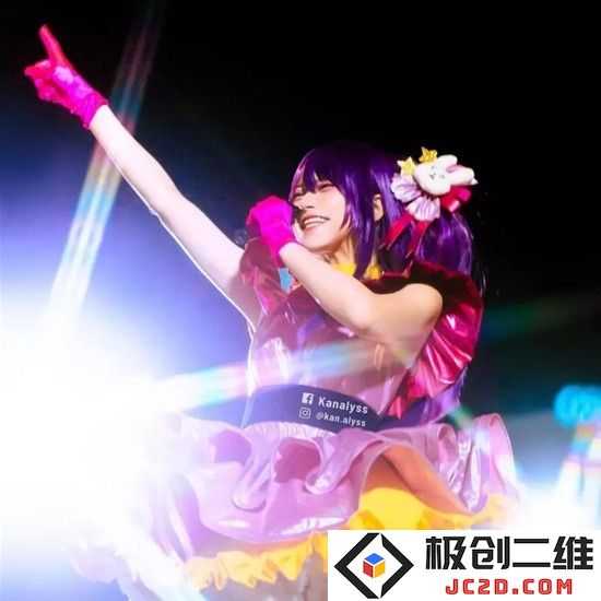 白种人和二次元兼容么？美国coser还原《我推的孩子》：文化交融的奇妙与挣扎