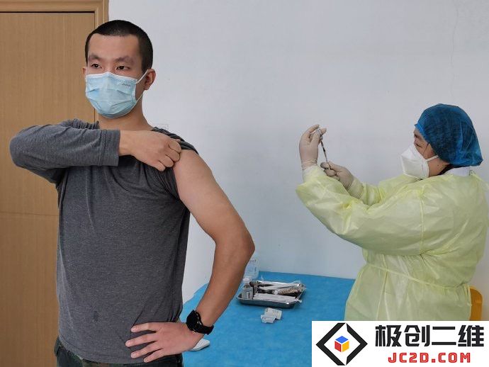 专访新冠疫苗首批接种志愿者：抽取8管血样，彰显一线医务工作者的伟大与英雄本色！