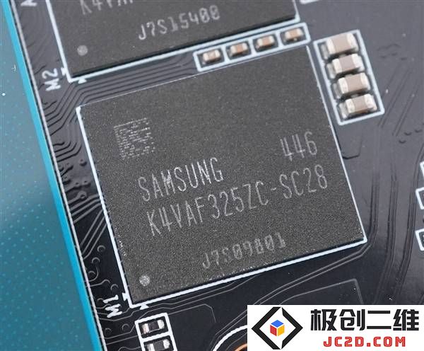 RTX50系列显卡再度提升显存性能，海力士GDDR7加持，你的显卡是否受益于最新升级？