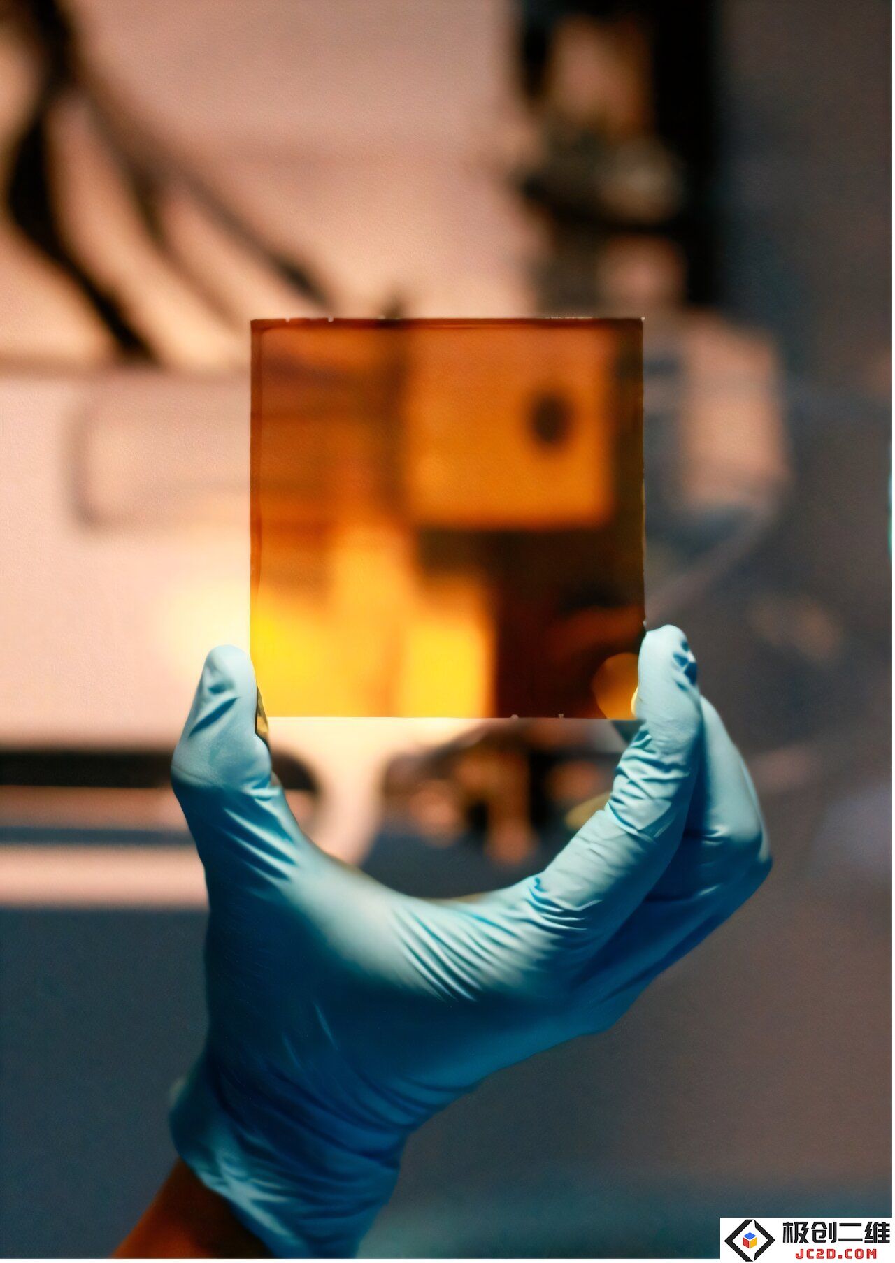 量子点光伏电池新突破：墨水工程法提升效率，成本降低30%