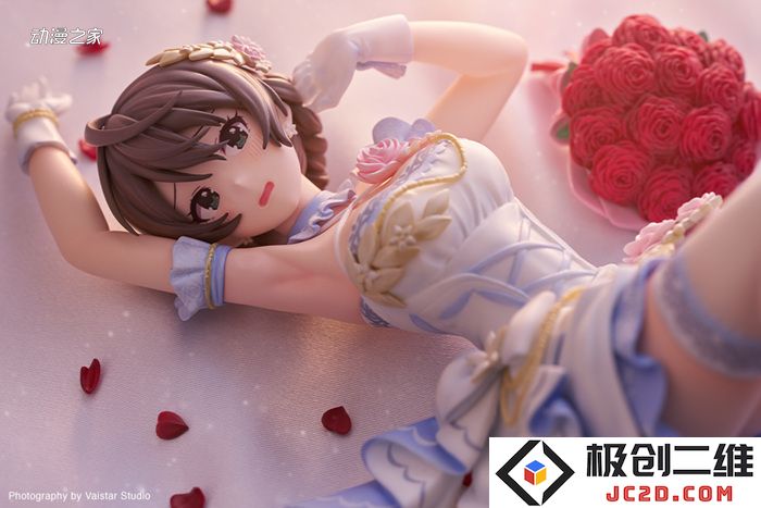 PV147_kaorisakuramori_aestheticserenity_LE_02.jpg