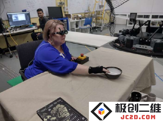 科学家发明新型声触技术，帮助低视力障碍人士提升日常生活体验和独立性